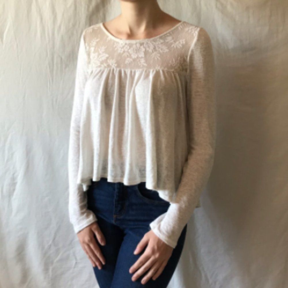 Flowy long-sleeve top - White